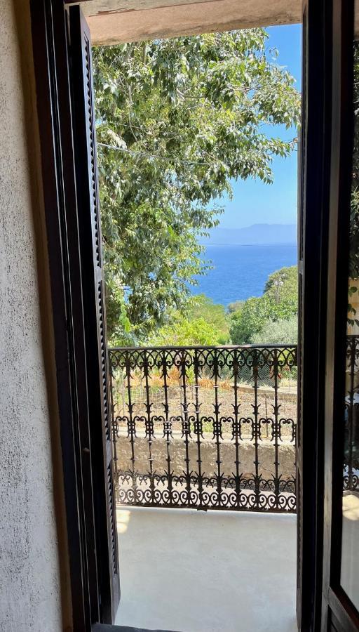 Apartment Duplex Au Coeur De Vue Cargese